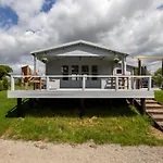 Choller Lake Lodges - Primrose Cabin With Private Hot Tub