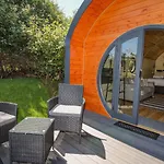 Apple Pod