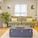 Roseland Apartment 2
