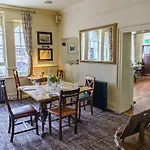 Swan Hotel