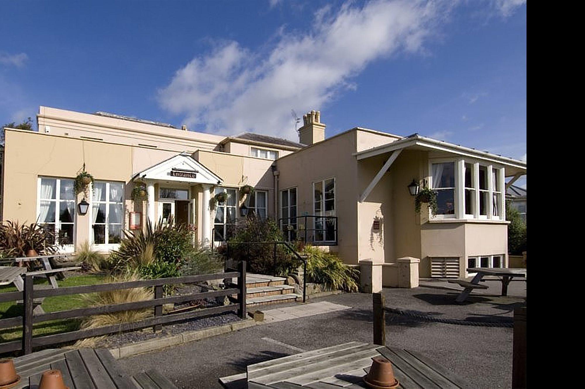 Hotel Premier Arundel
