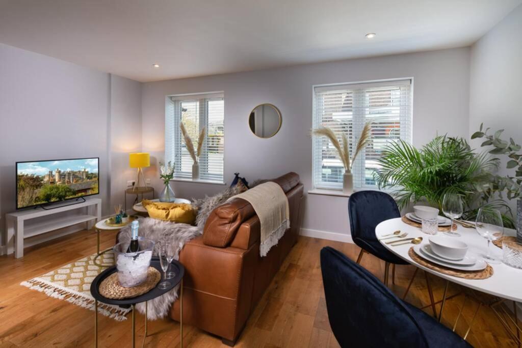 Roseland 1 Apartment *