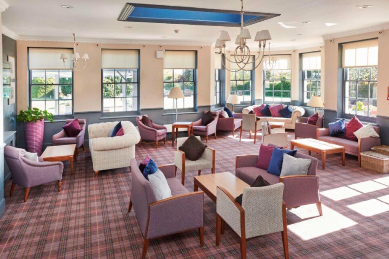 Avisford Park Hotel 4*