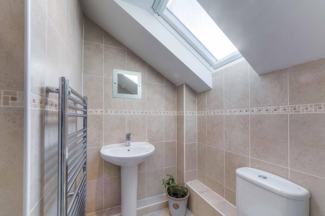 Townhouse With Views Of Cathedral Arundel