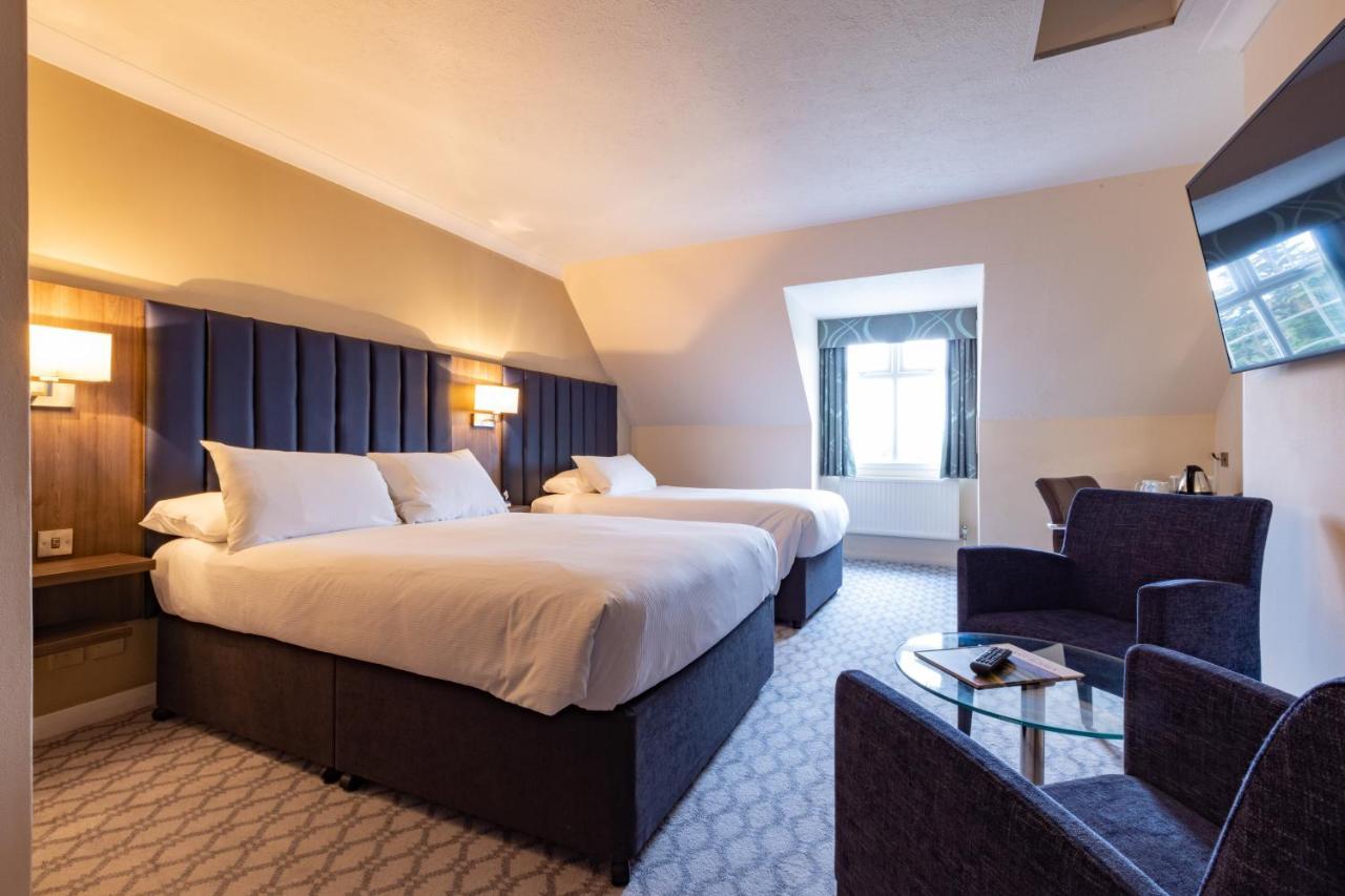 Avisford Park Hotel 4*