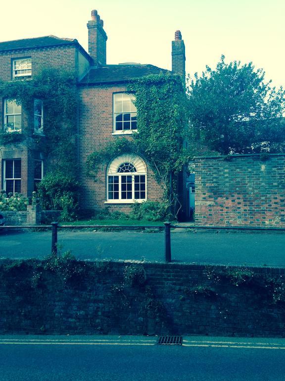 Fiftymaltravers Arundel