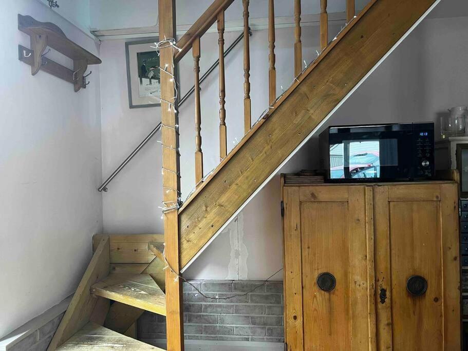 Casa de férias Quirky 1 Bedroom Barn On The River In *