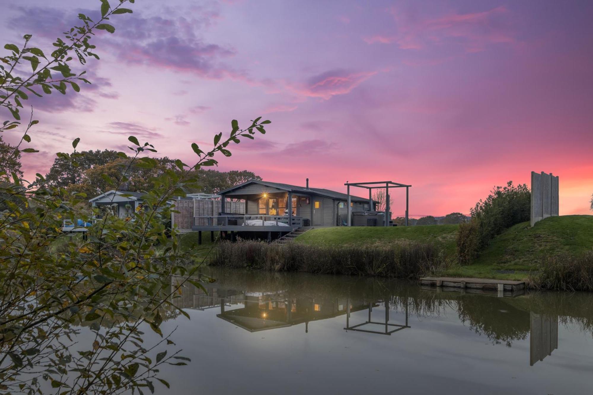 Choller - Sunbeam With Private Hot Tub Apartment Arundel