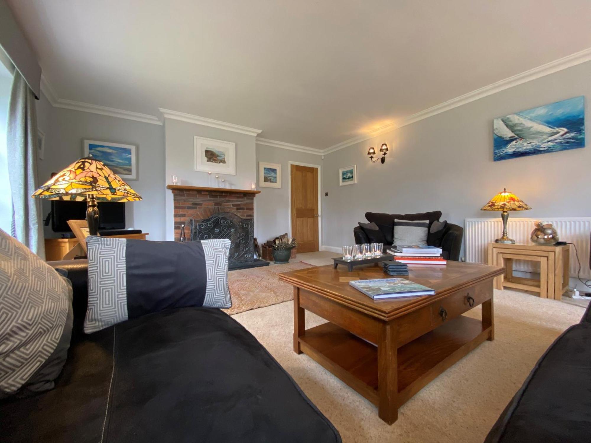 Casa de férias Chichester - Large House Near Goodwood Events With Beautiful Gardens, Dog's Welcome! *