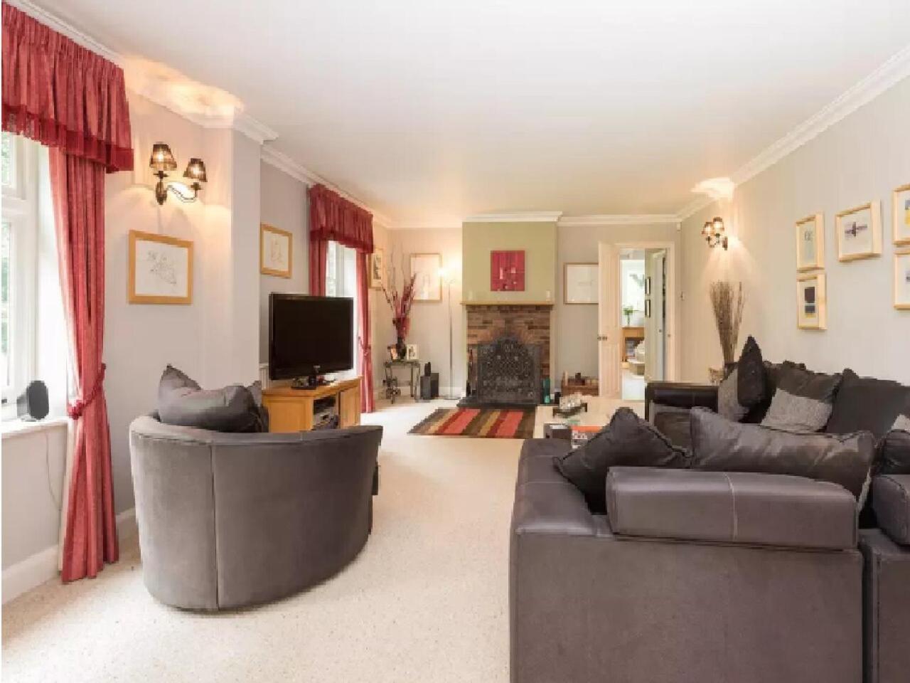 Chichester - Large House Near Goodwood Events With Beautiful Gardens, Dog's Welcome! Casa de férias