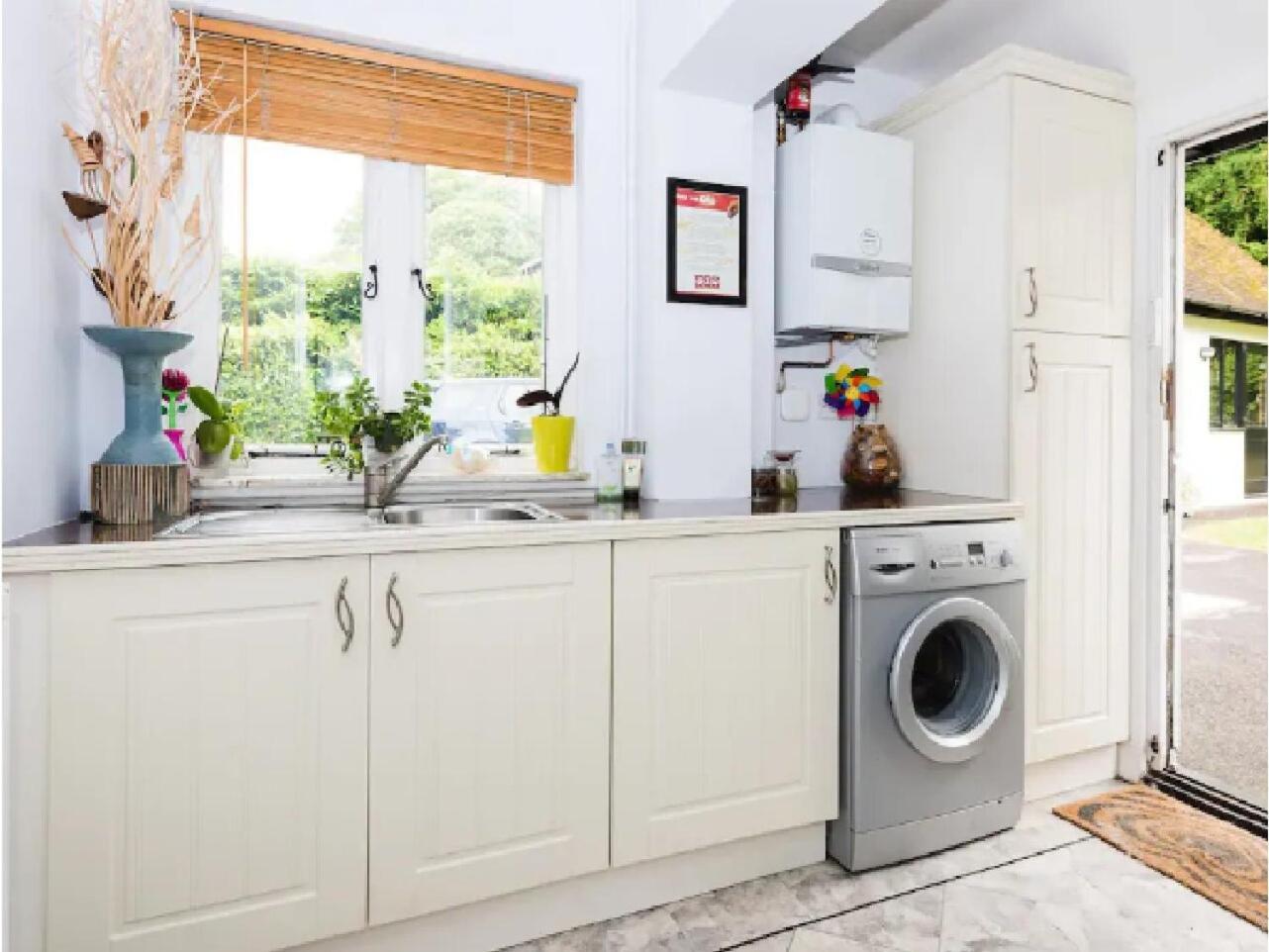 Chichester - Large House Near Goodwood Events With Beautiful Gardens, Dog's Welcome! * Arundel