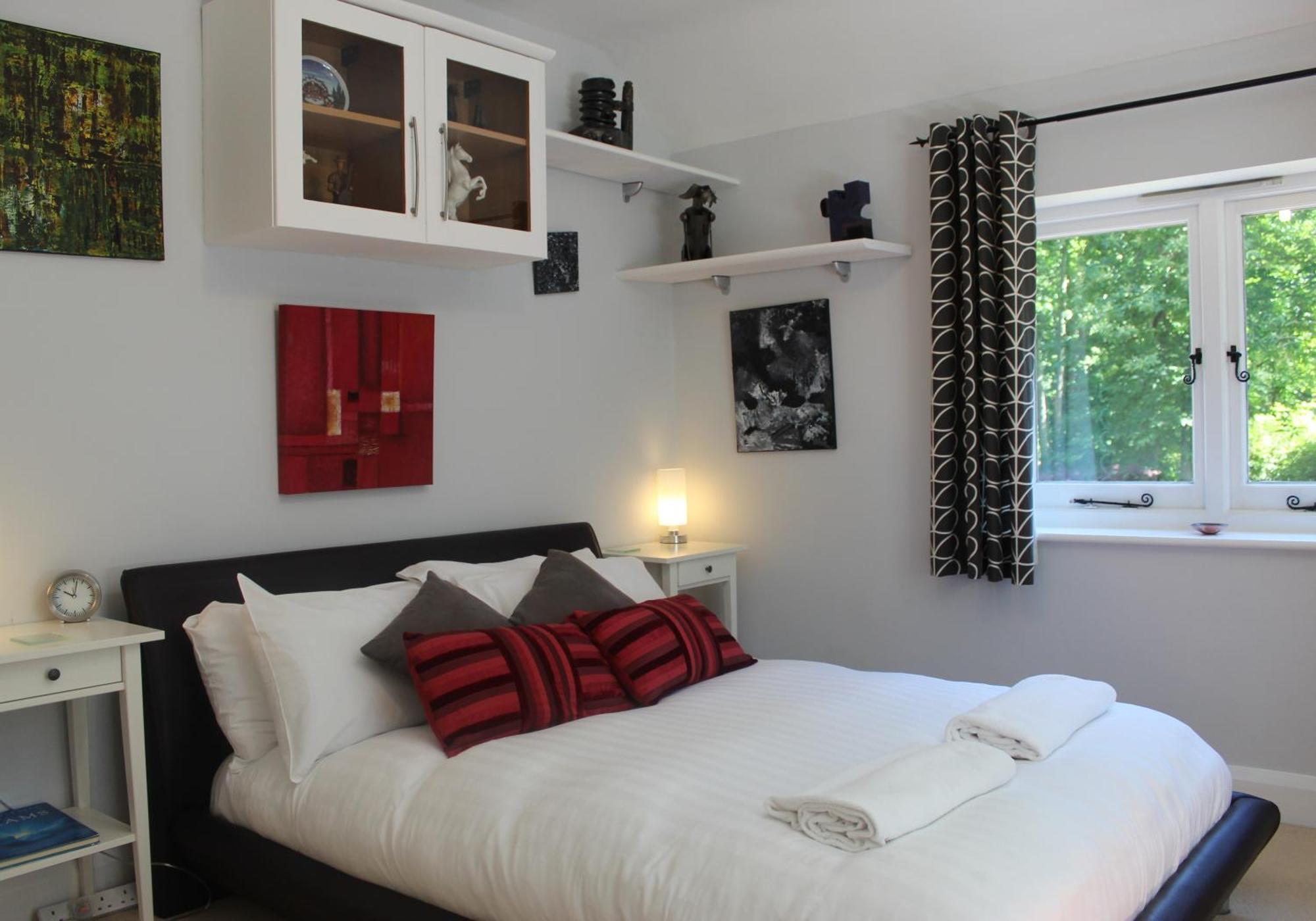Chichester - Large House Near Goodwood Events With Beautiful Gardens, Dog's Welcome! Arundel
