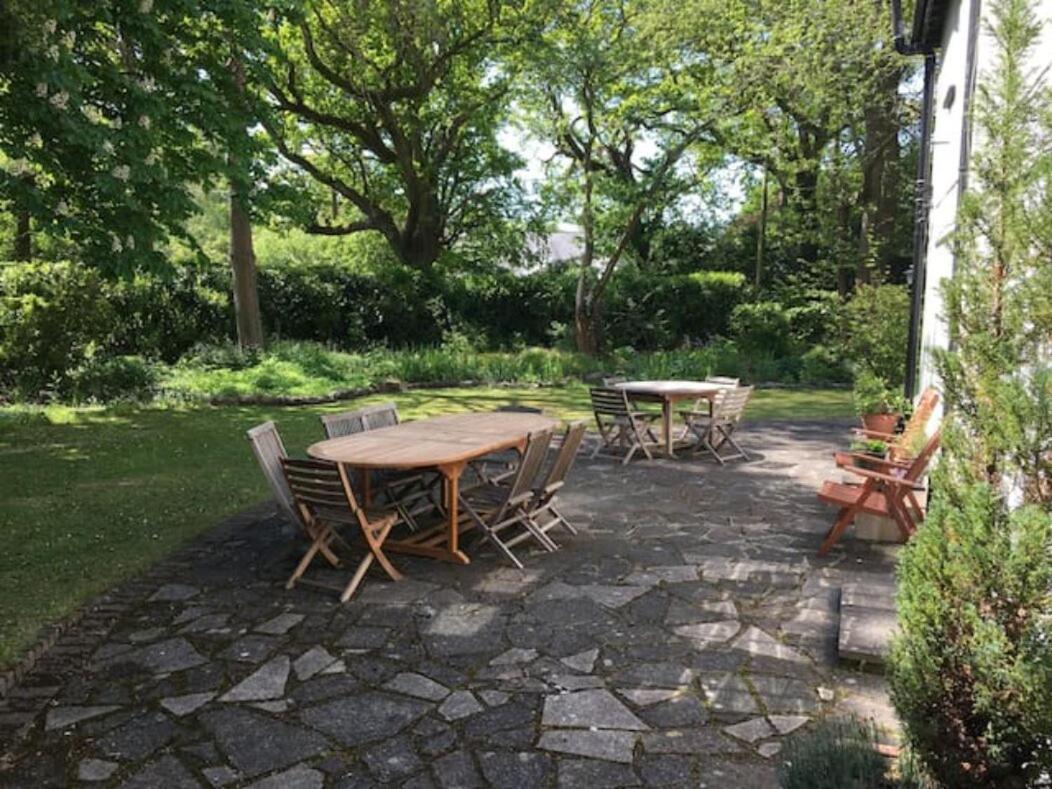 Chichester - Large House Near Goodwood Events With Beautiful Gardens, Dog's Welcome! Casa de férias