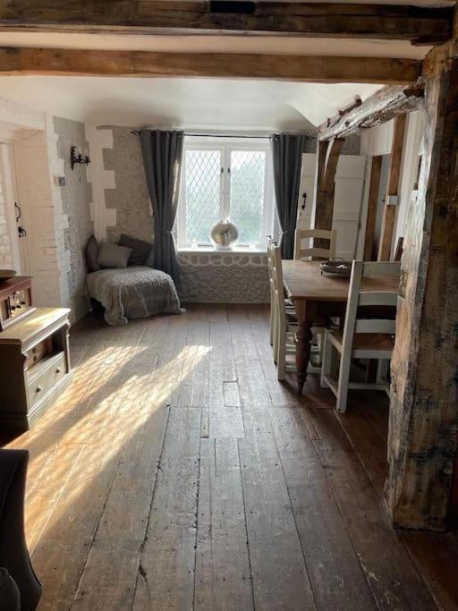 Stunning 15th Century Holiday home *
