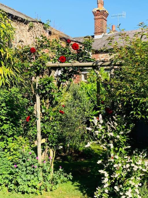 Holiday home Beautiful 18th Century In *