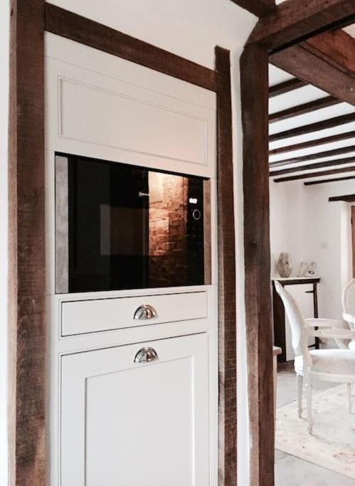 Beautiful 18th Century In Holiday home Arundel