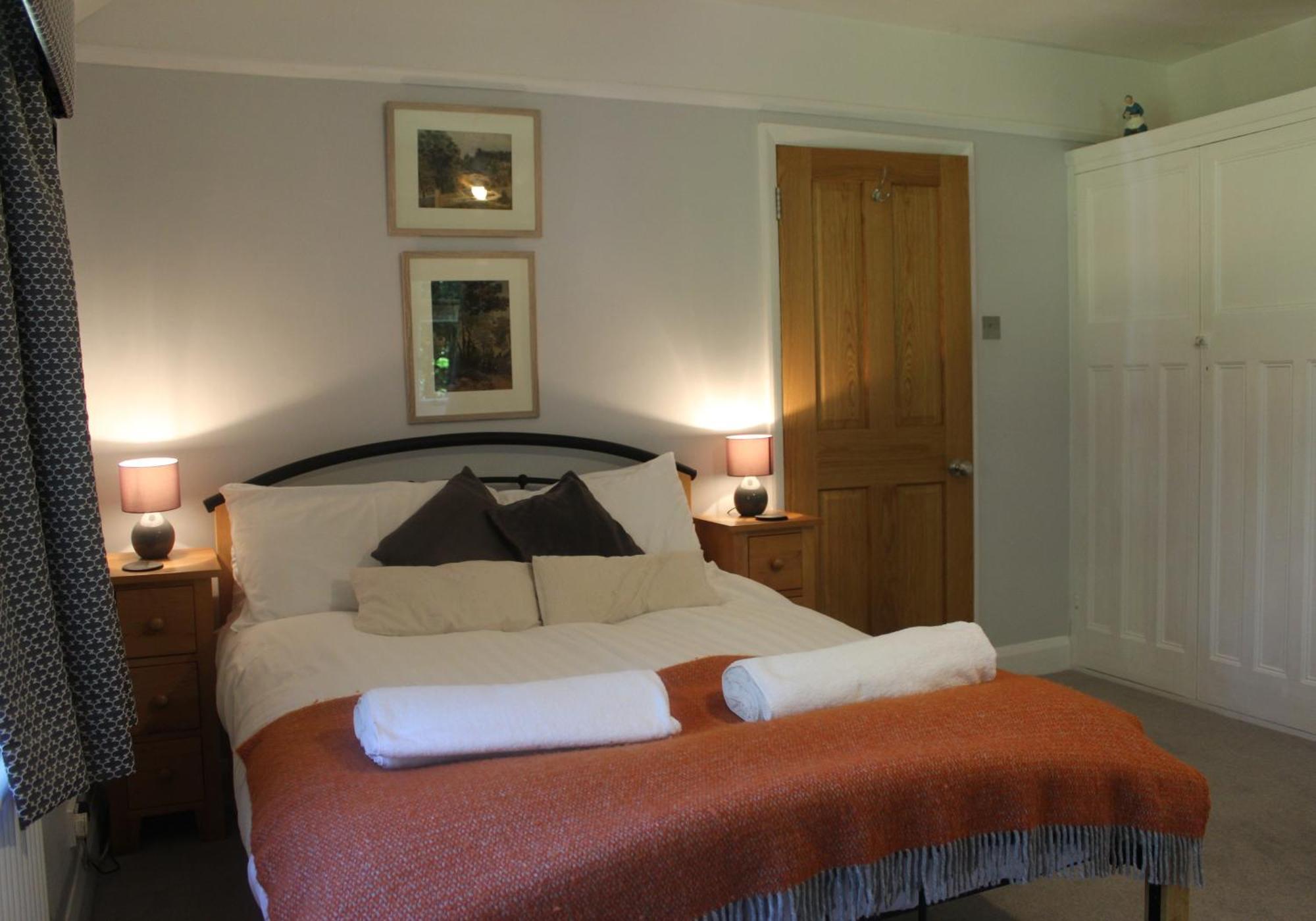 Casa de férias Chichester - Large House Near Goodwood Events With Beautiful Gardens, Dog's Welcome! *