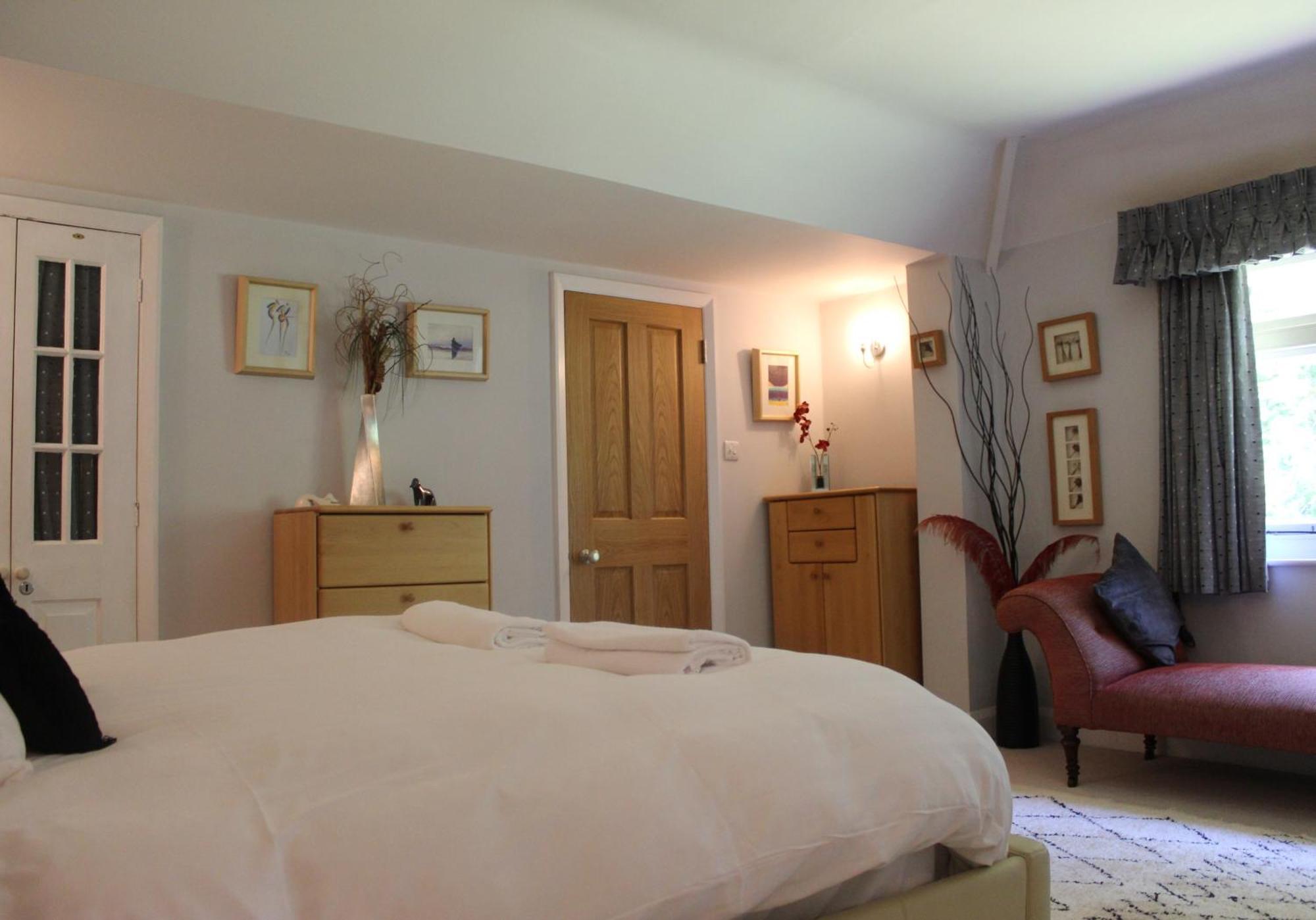 Chichester - Large House Near Goodwood Events With Beautiful Gardens, Dog's Welcome! Casa de férias