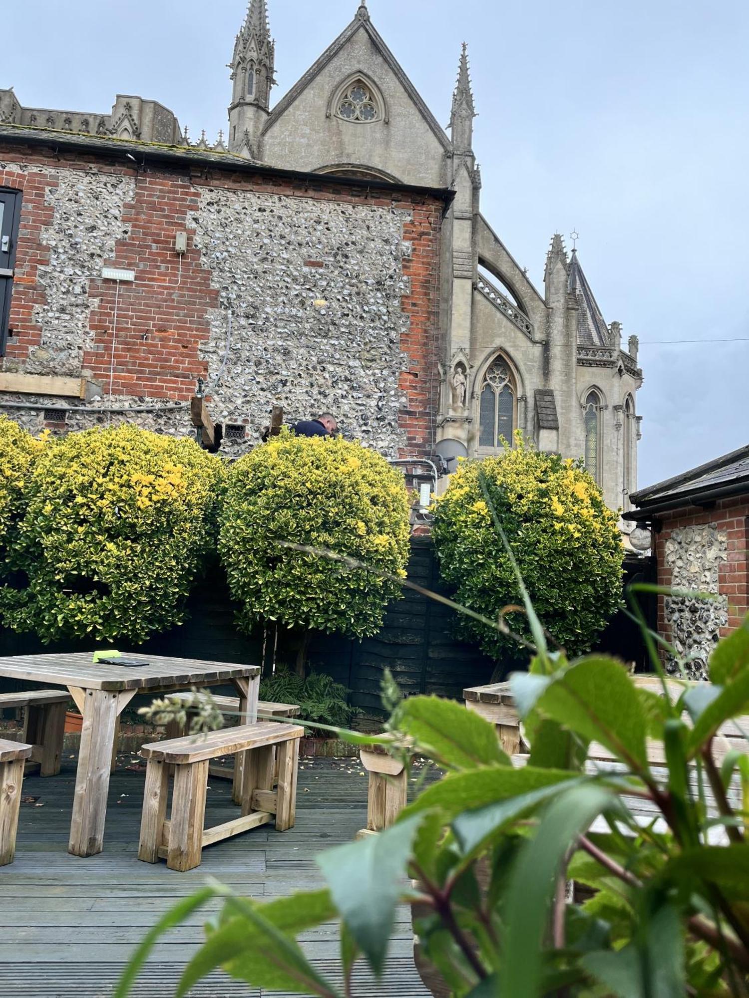 Inn St Marys Gate Arundel