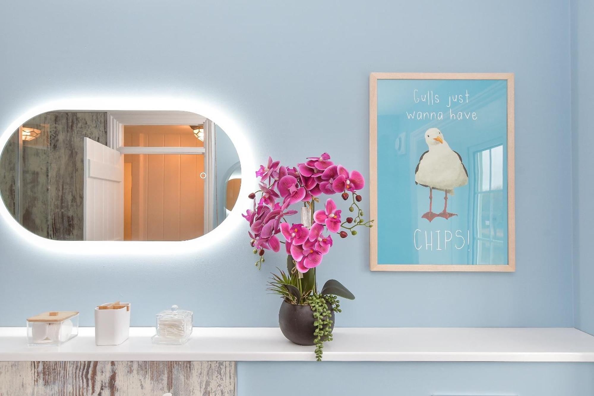 Dove Is A Central, Riverside, Charming Victorian *