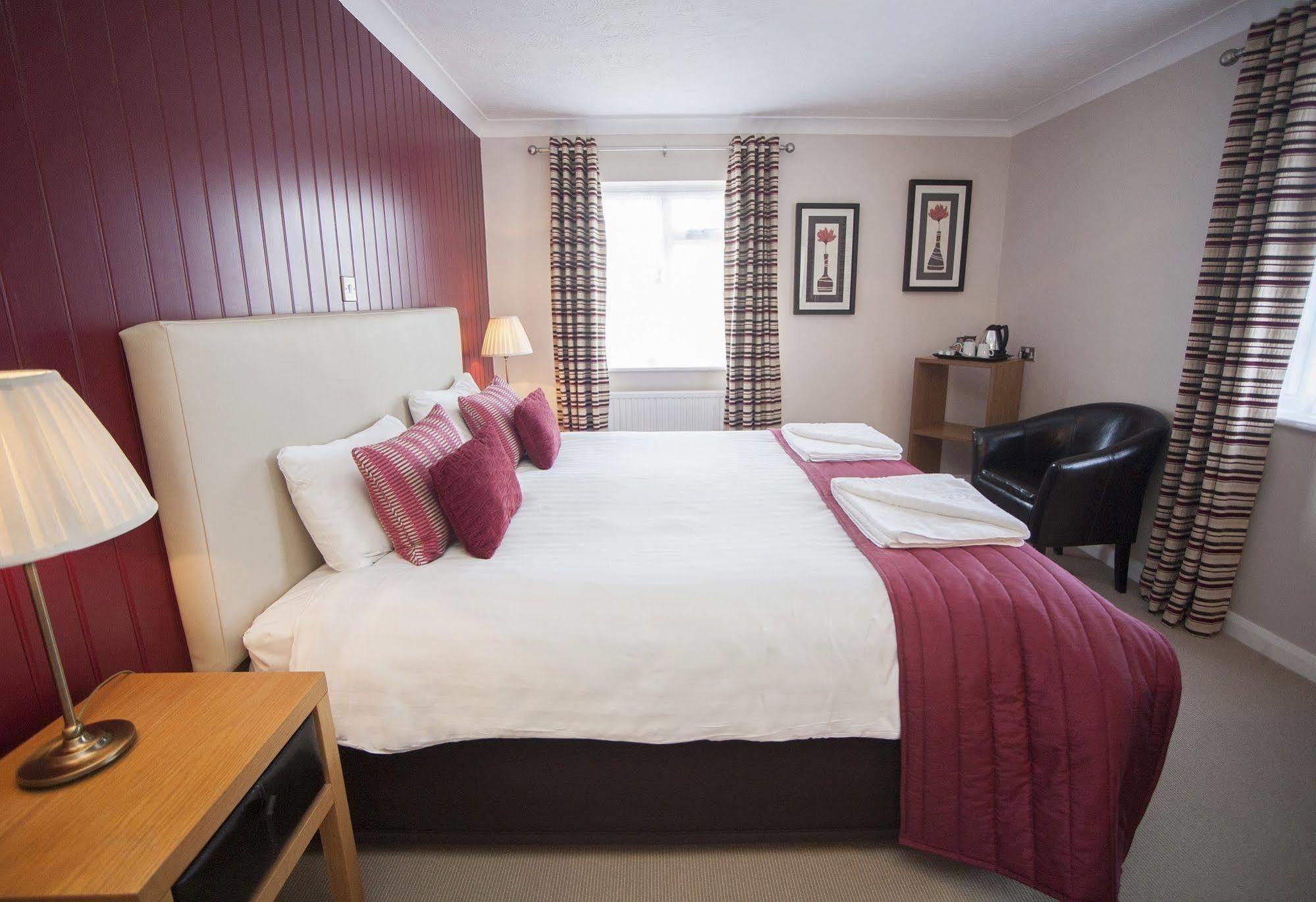 The White Swan 4*