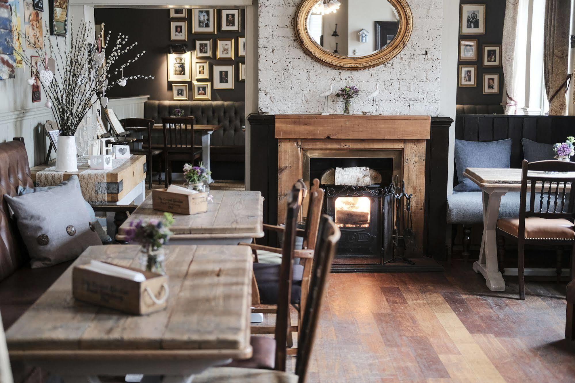 Swan Hotel 4*