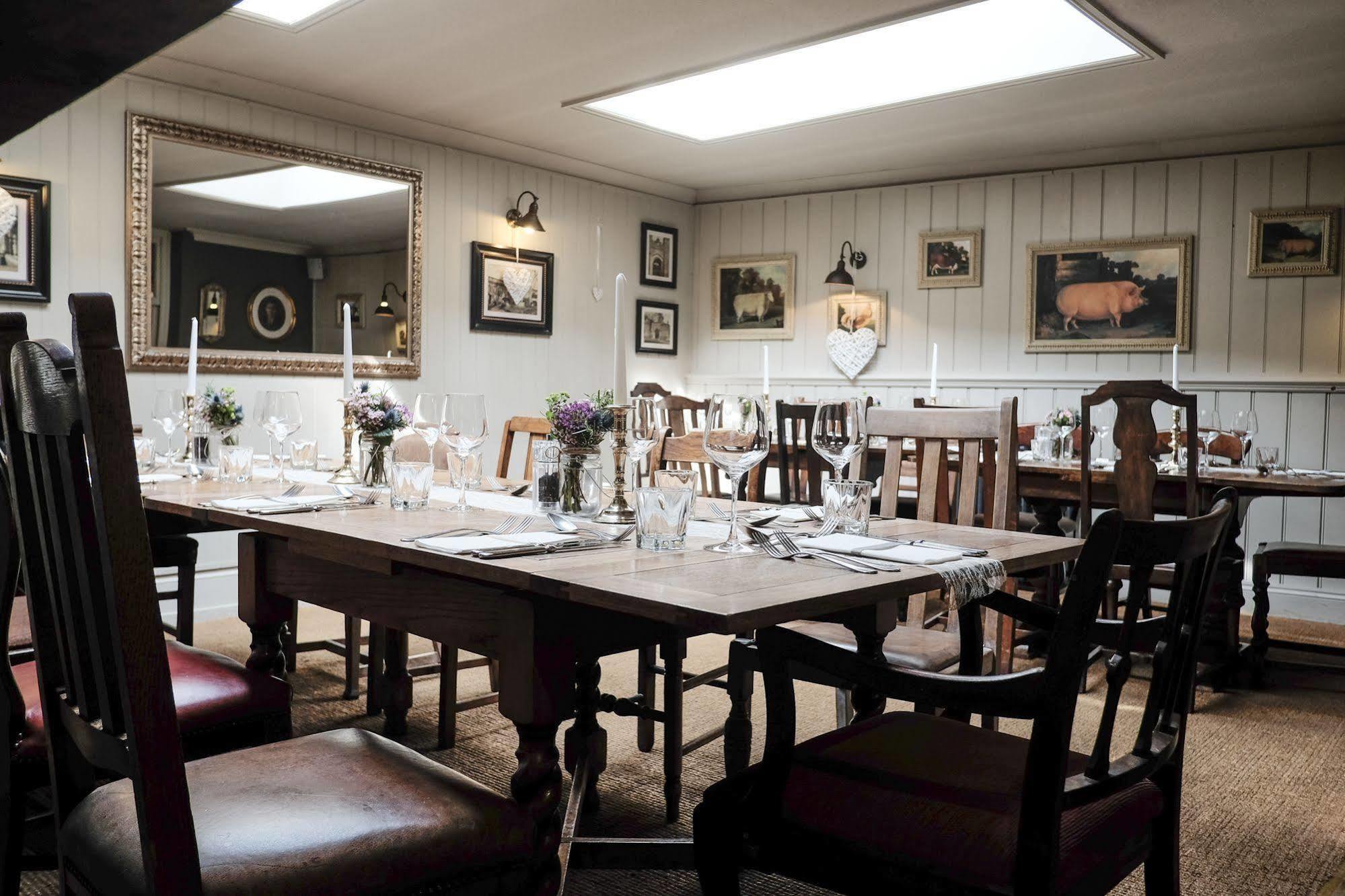Swan Hotel 4*