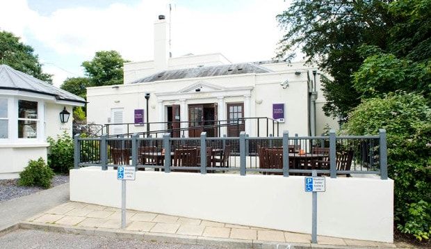 Premier Hotel