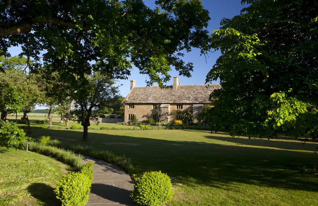 Bailiffscourt & Hotel 3*