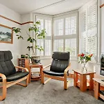 3 Bed In Arundel 90894