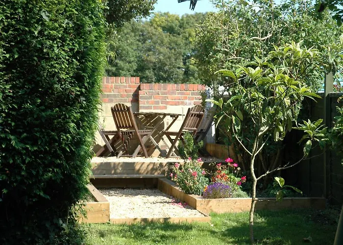 Loquat Cottage