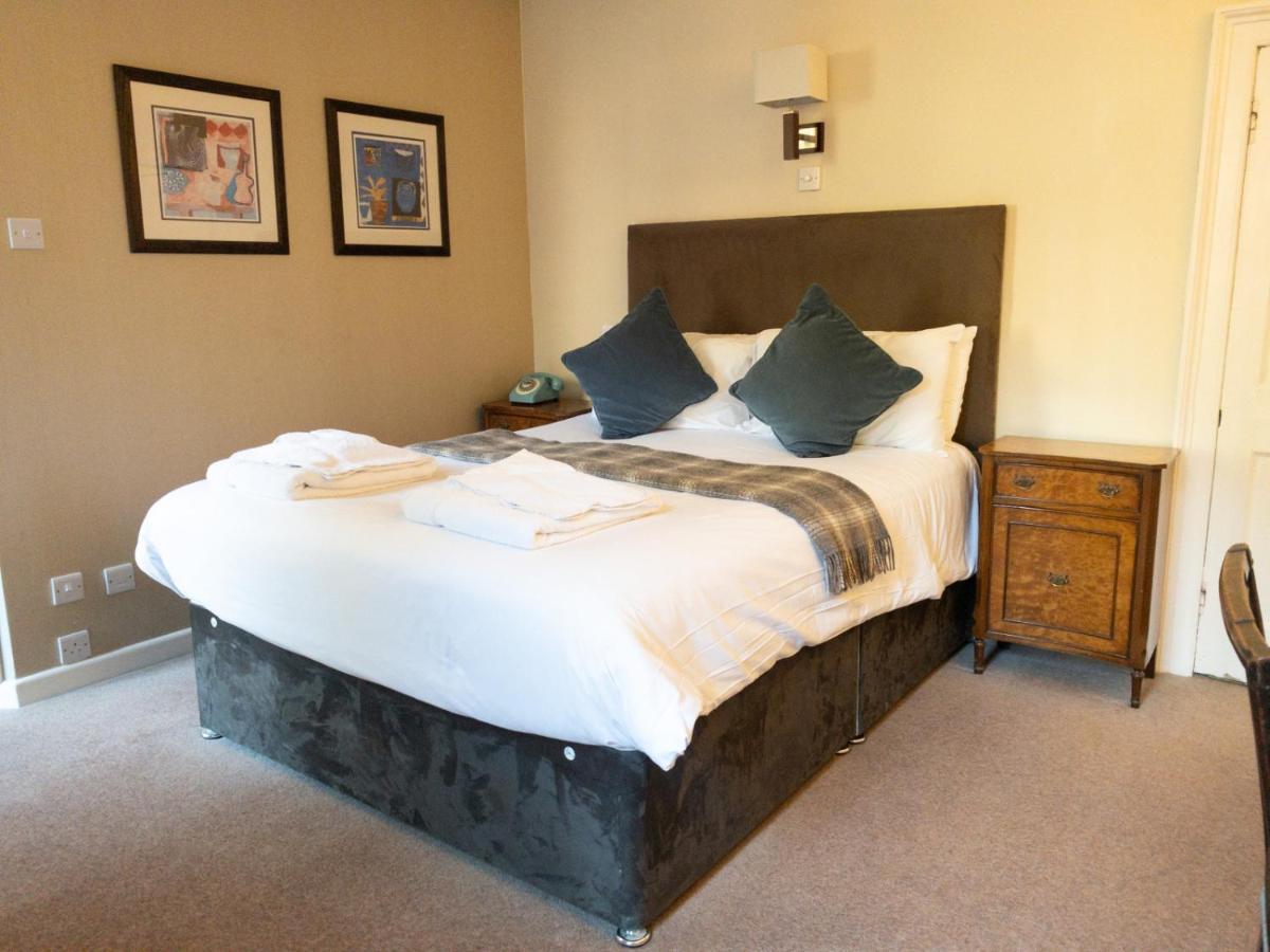 Norfolk Arms Hotel 4*