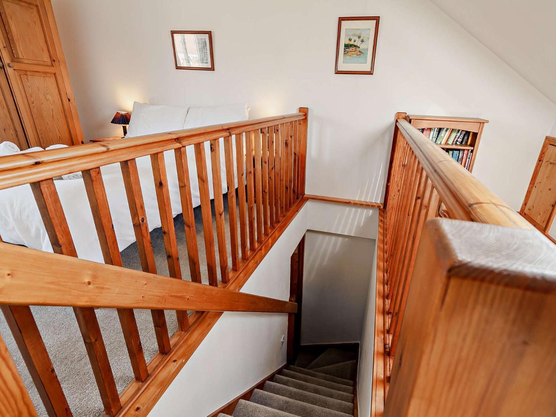 3 Bed In 90894 *