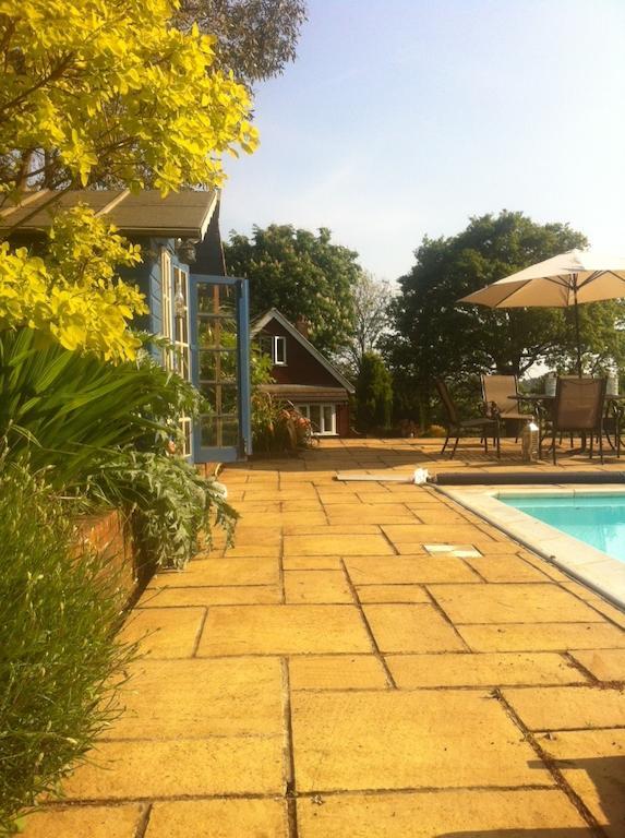 Bonnie's Boutique 3* Arundel