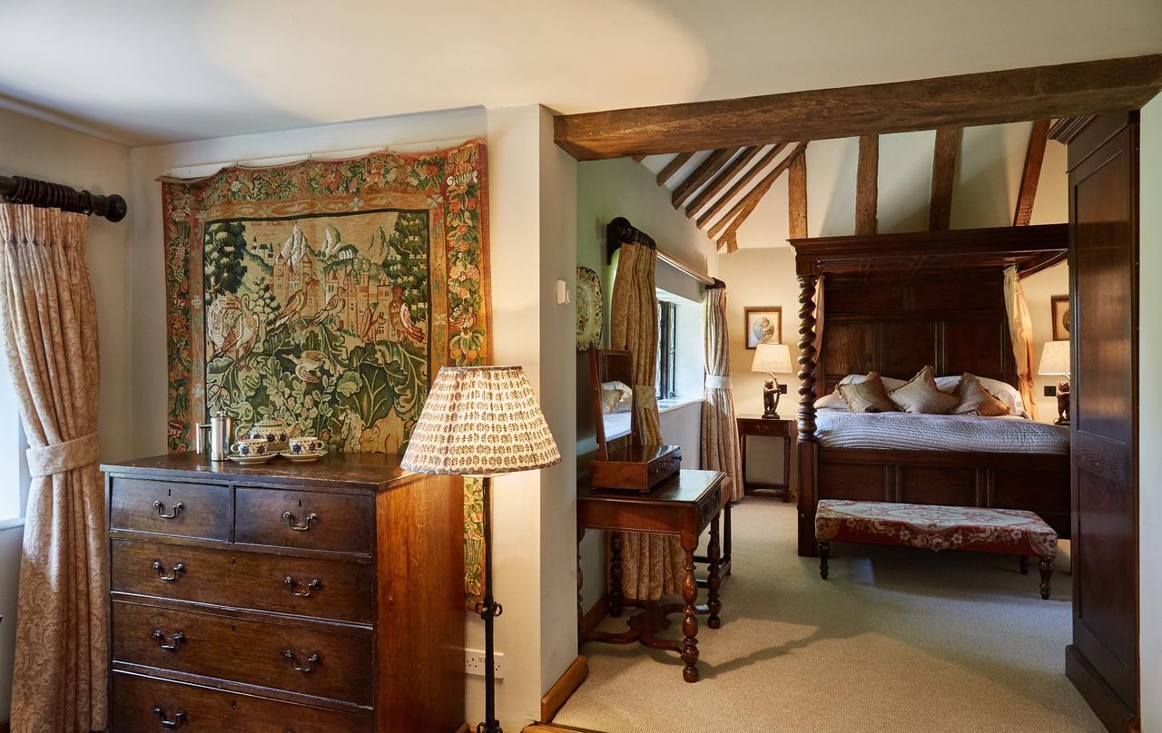 Bailiffscourt & 3* Arundel