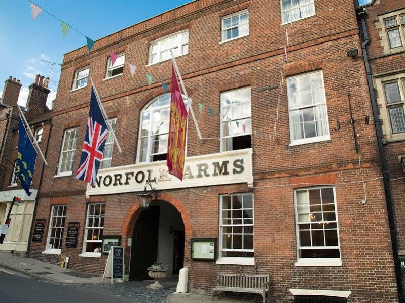 Norfolk Arms 4*