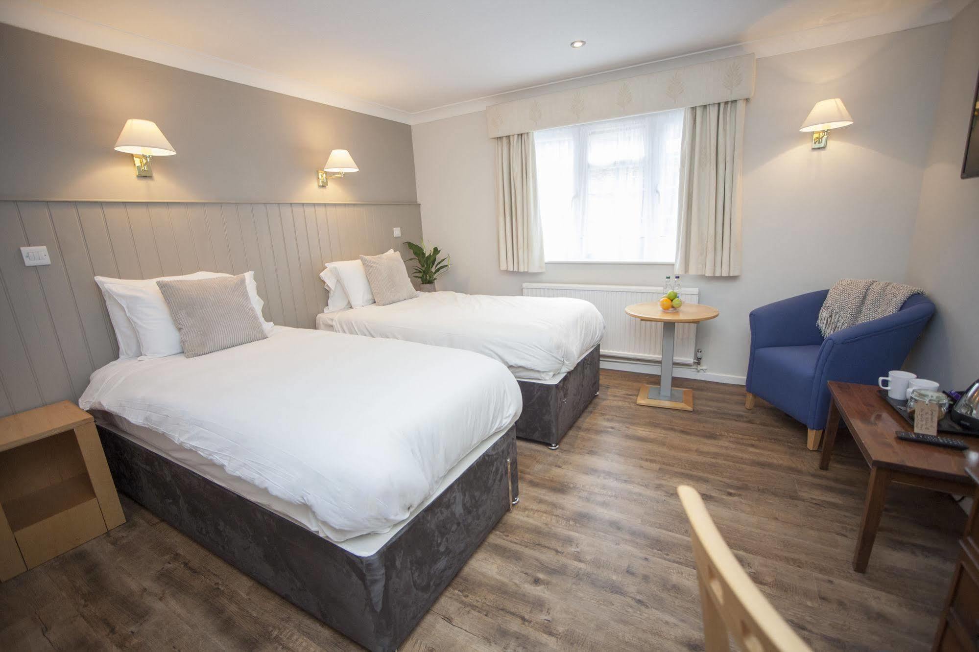 Hotel Norfolk Arms 4*